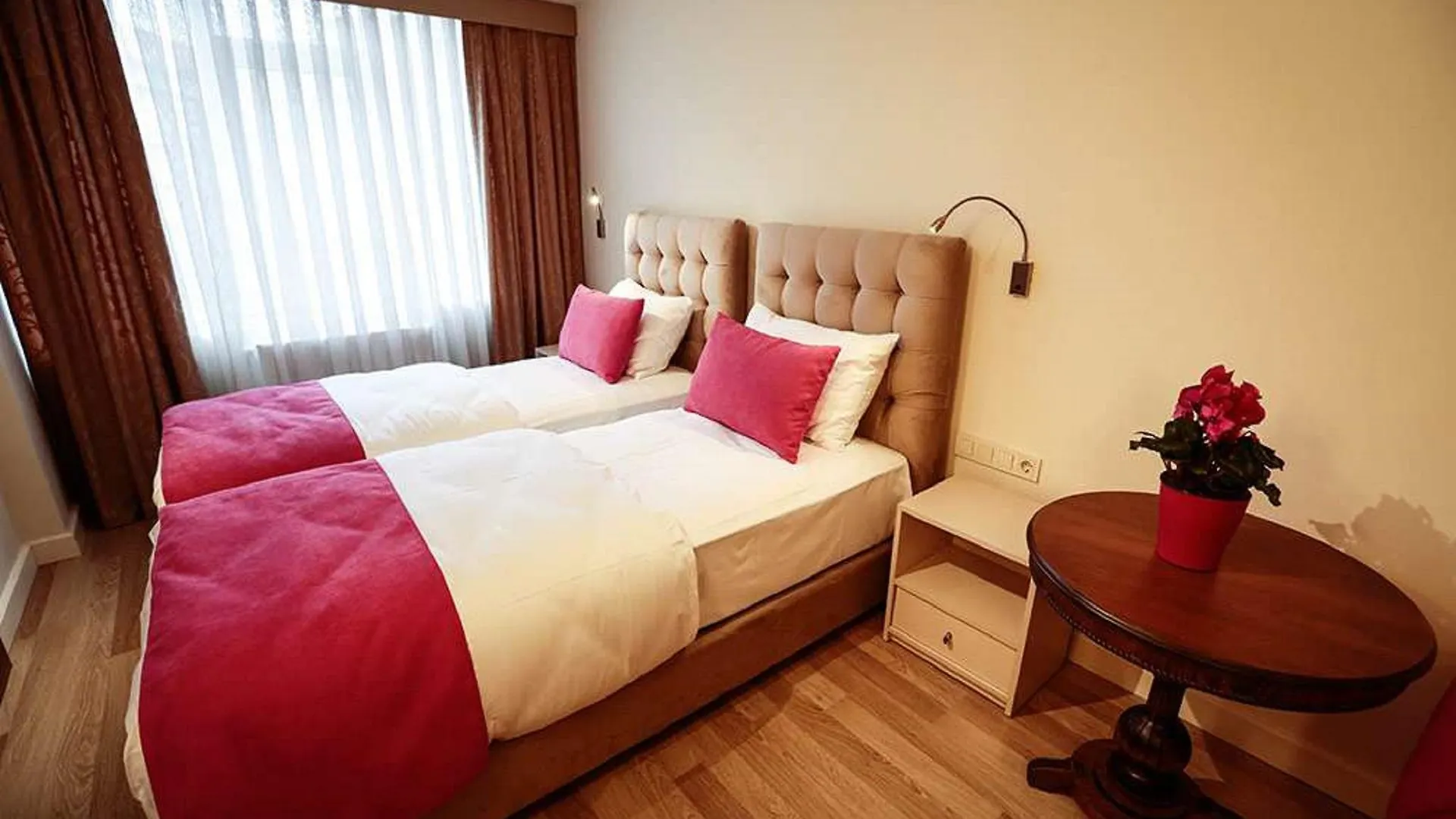 Melek Hotels Moda Istanbul 3*,  Türkei